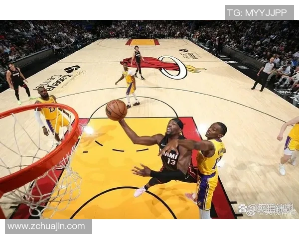 湖人对热火精彩回放11月19日比赛全程回顾与精彩瞬间分析 湖人对热火精彩回放11月19日比赛全程回顾与精彩瞬间分析